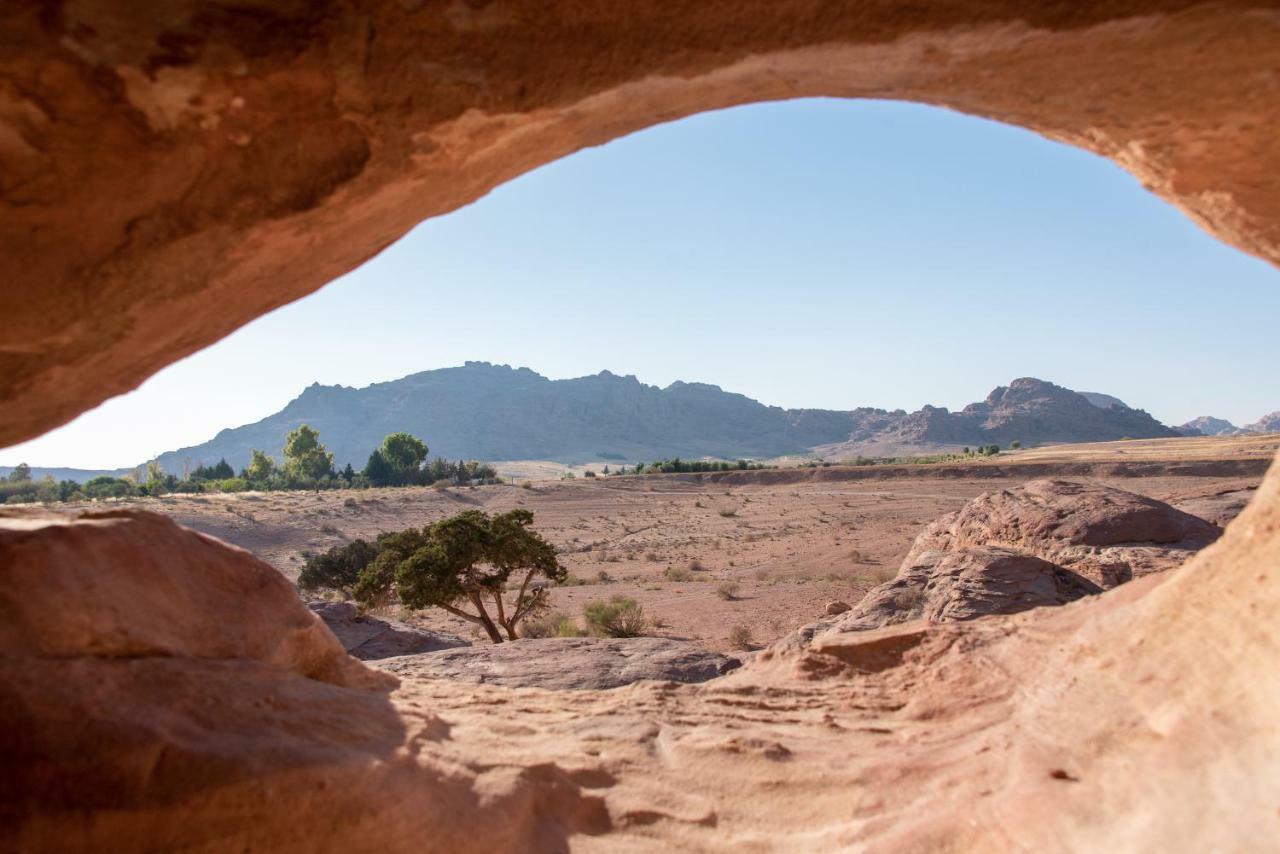 Bed and Breakfast Bedouin Pink Ecohouse Wadi Musa Exterior foto